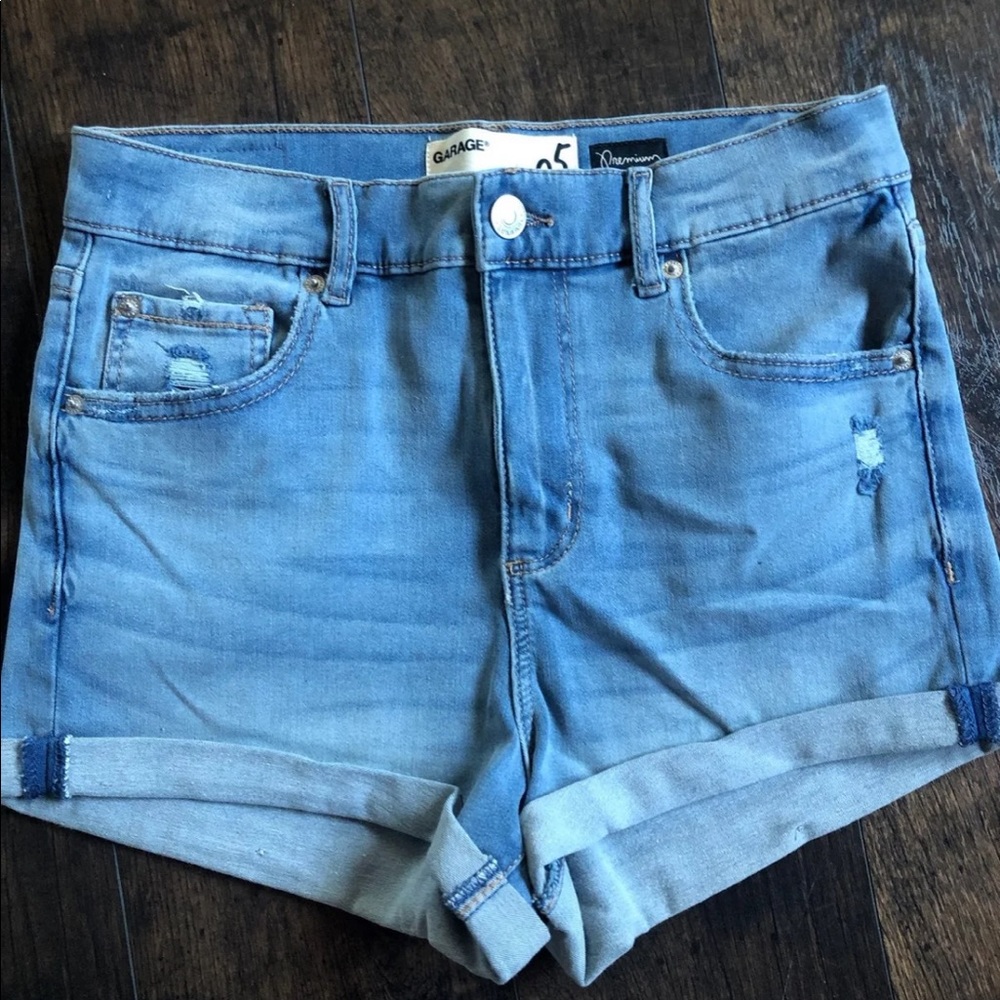 High waist light blue jean shorts